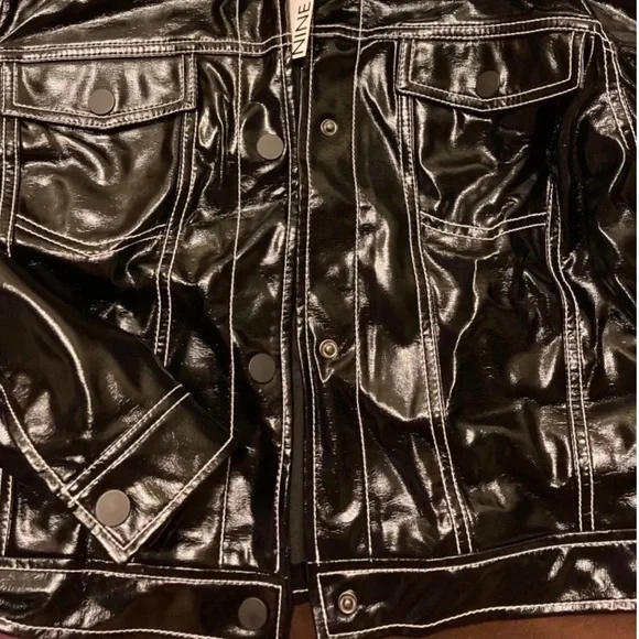 NWOT Nine West Faux Leather Biker Jacket in Black with White stitching Size S - Picture 6 of 13
